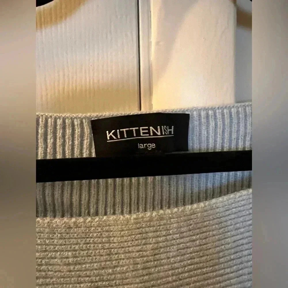 Kittenish - Picture 3 of 4